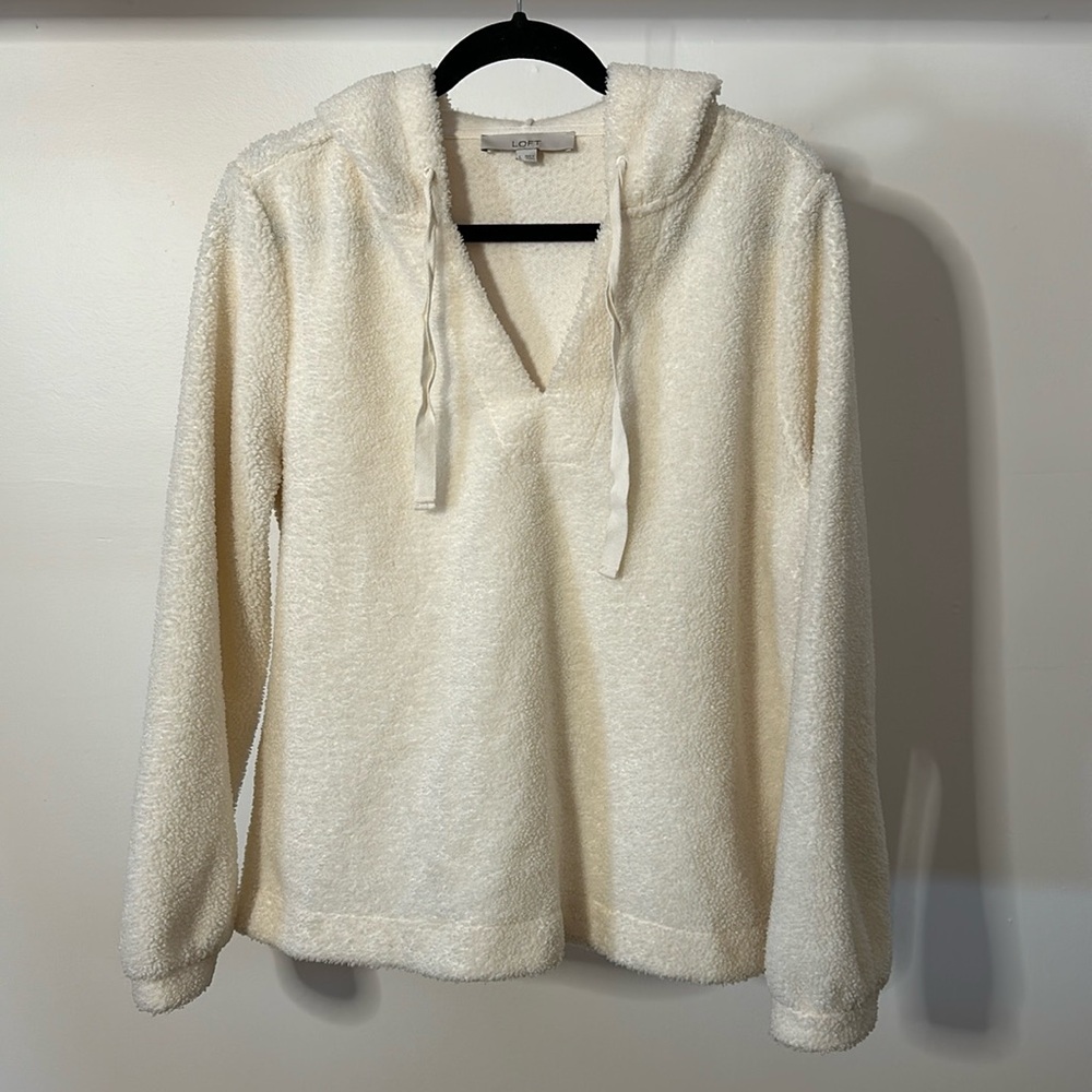 Ann Taylor Loft | White Hooded Long Sleeve Sherpa